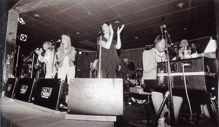 Surprise concert at Diskoland, Landskrona